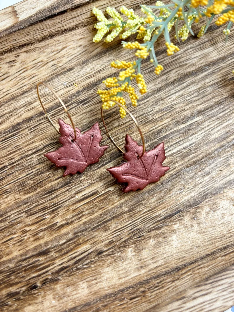 Burgundy Leaf Hoop