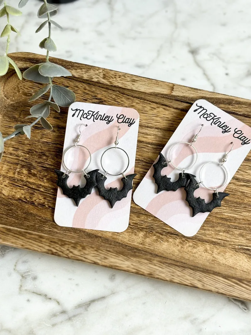 Bats Dangle