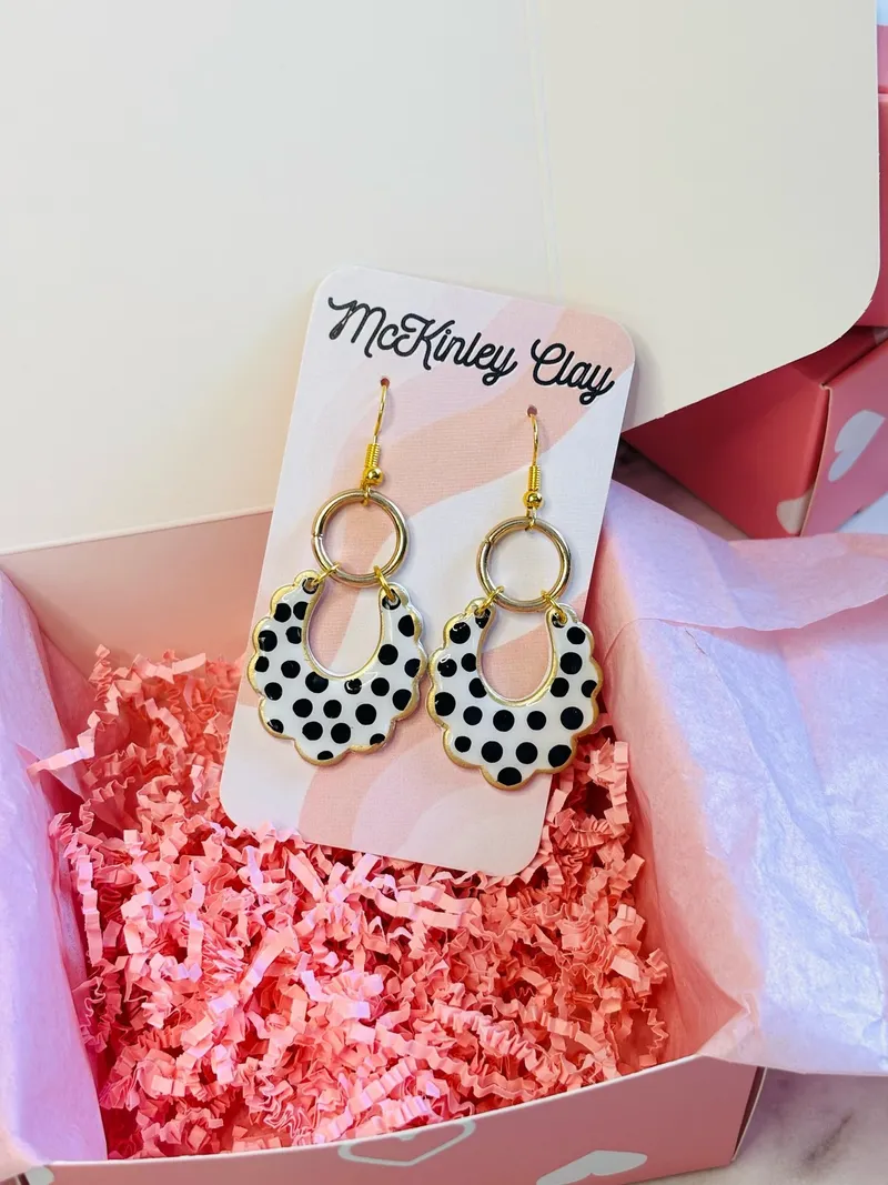 Dot & Gold