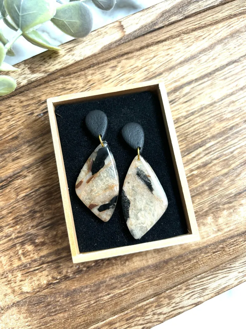 Marble Dangle