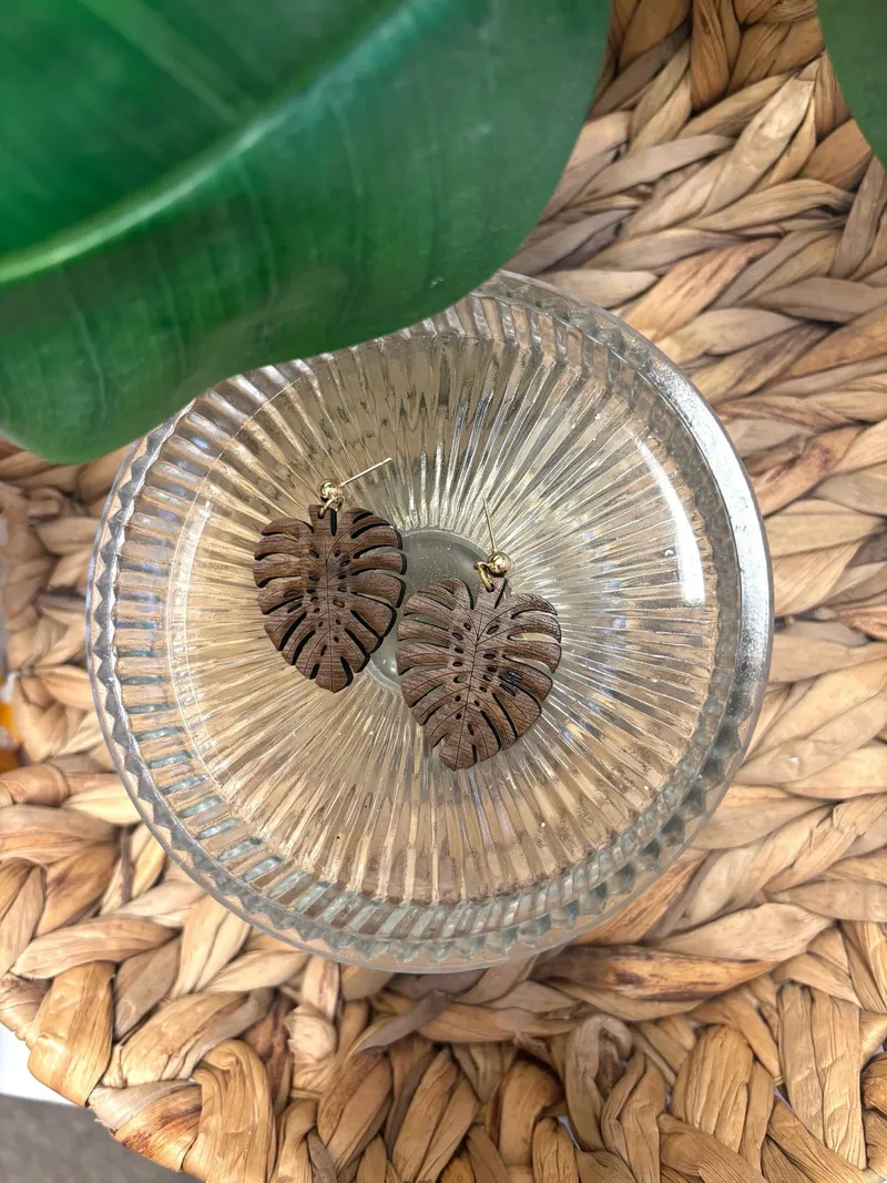 Wood Leaves
