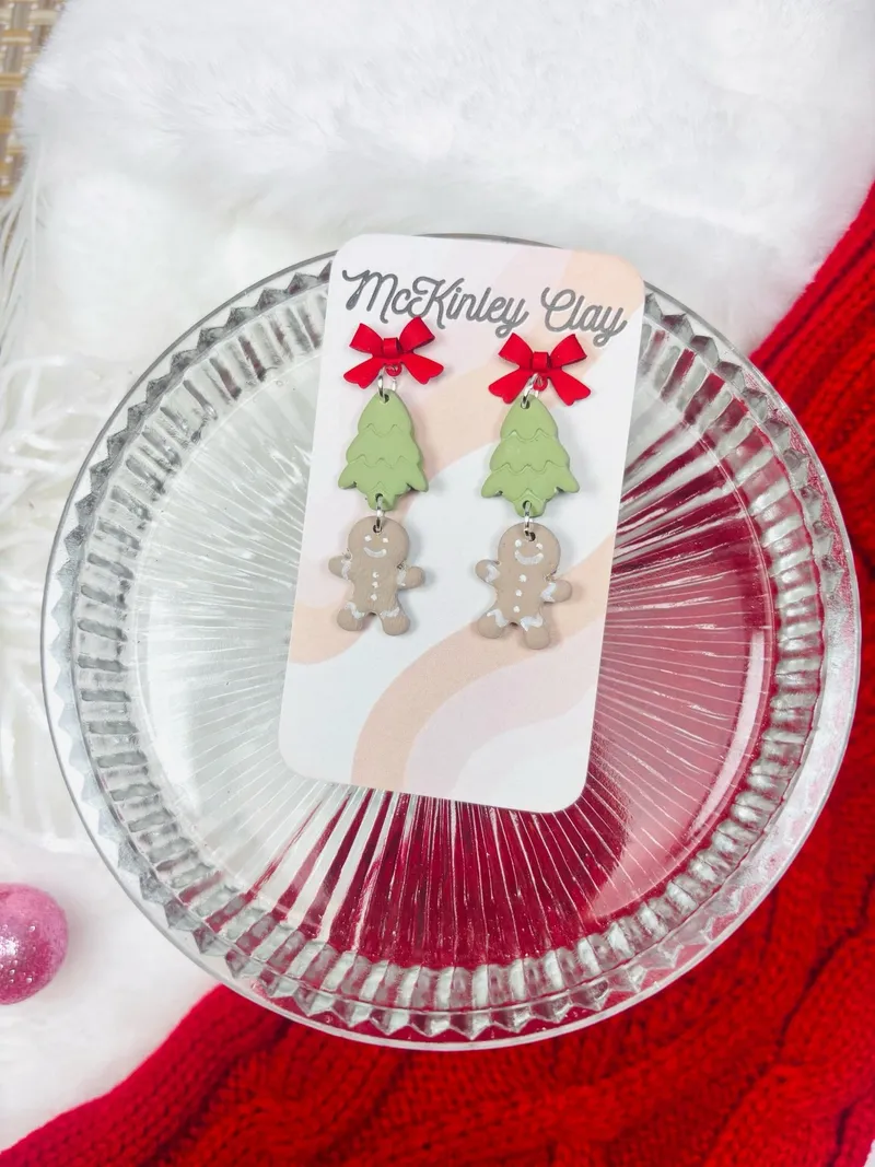 Bow, tree, gingerbread