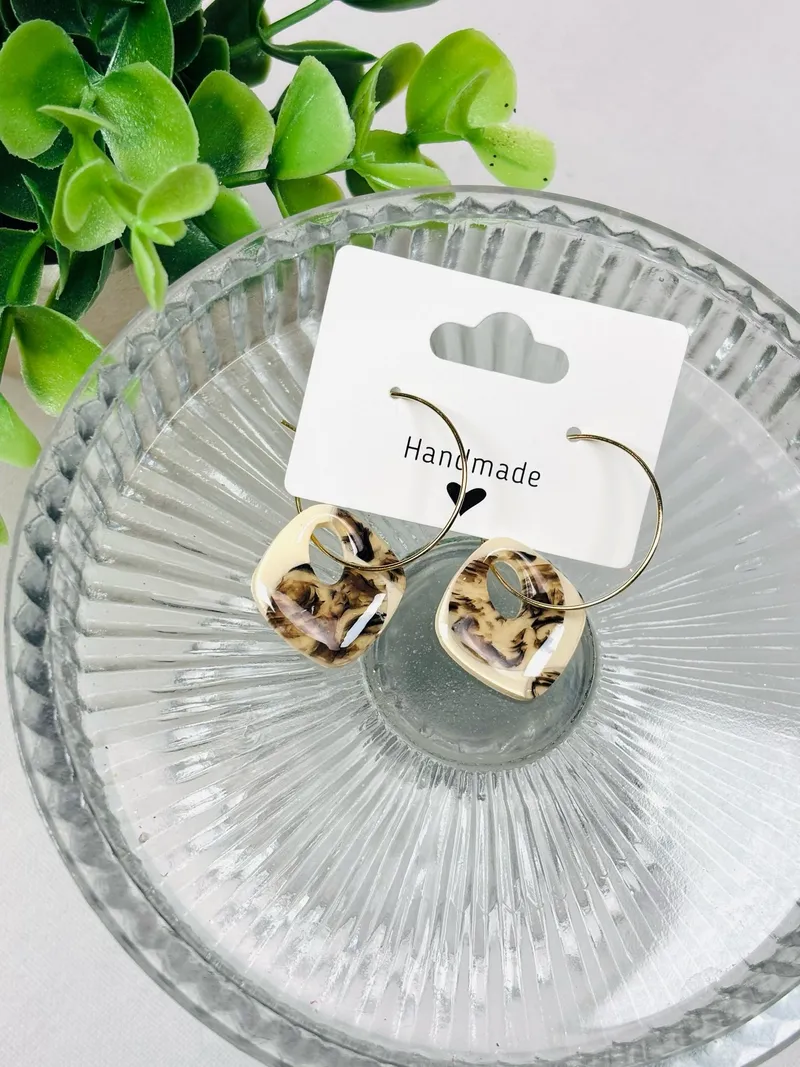 Tortoise & Cream Hoops