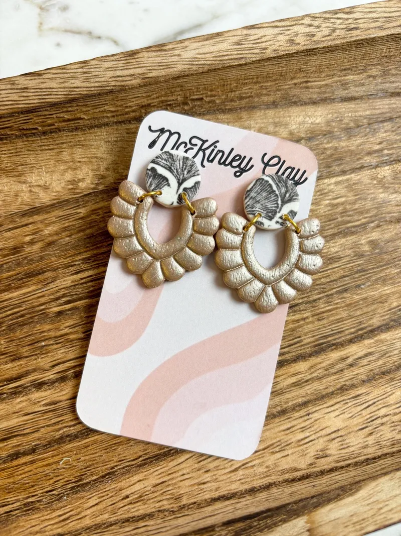 Bronze dangle