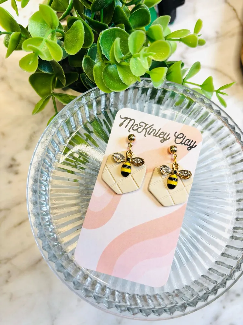 Bumble Bee Dangle