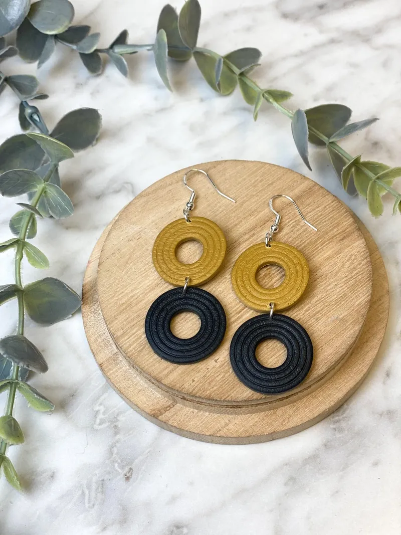 Hoops Dangle
