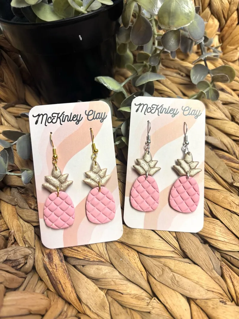 Pink & Gold Pineapples