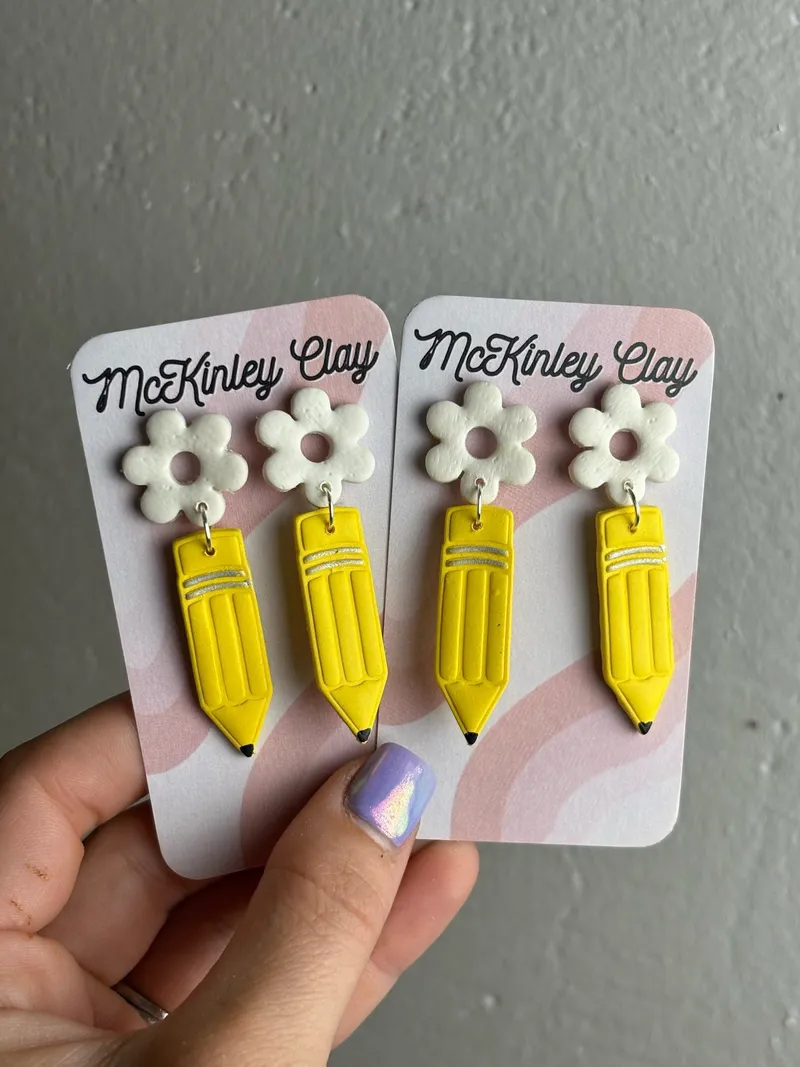 Pencil & Daisy