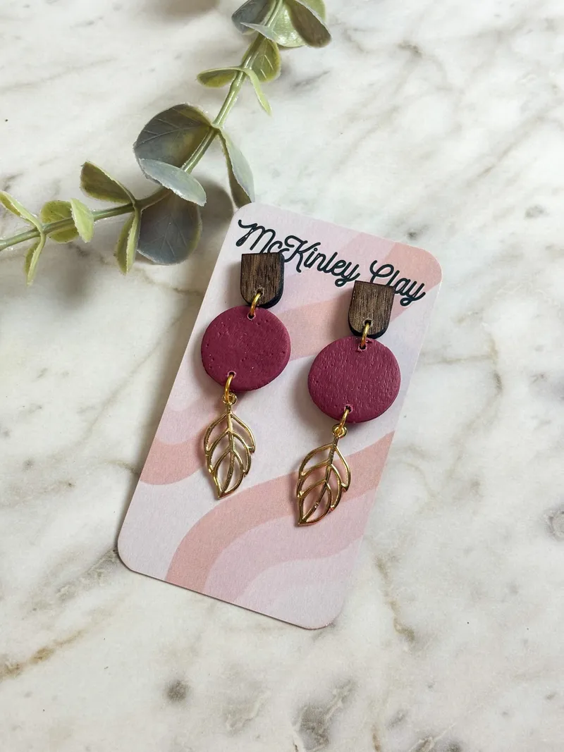 Merlot gold leaf