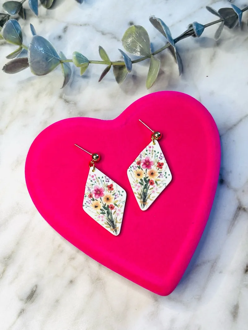 Bouquet Dangle