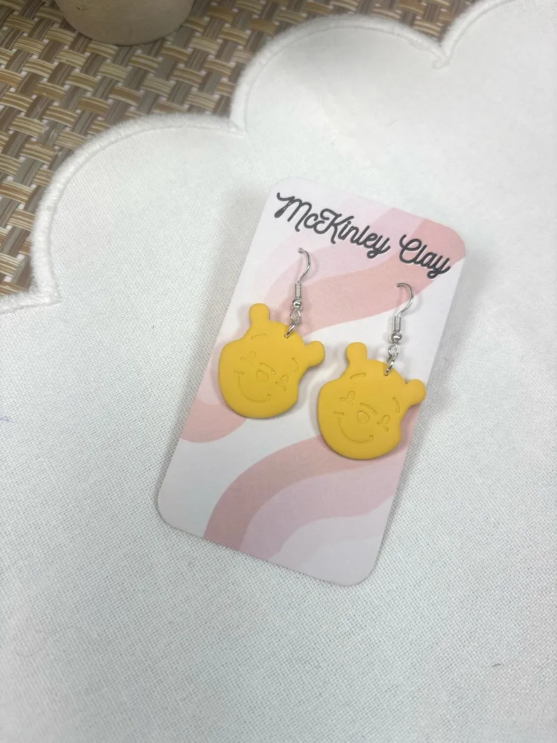 Winnie Dangle