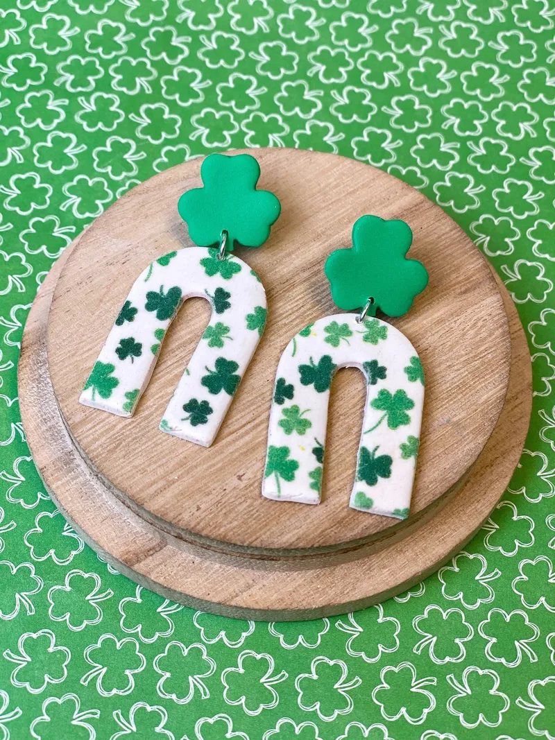 Shamrock Arches