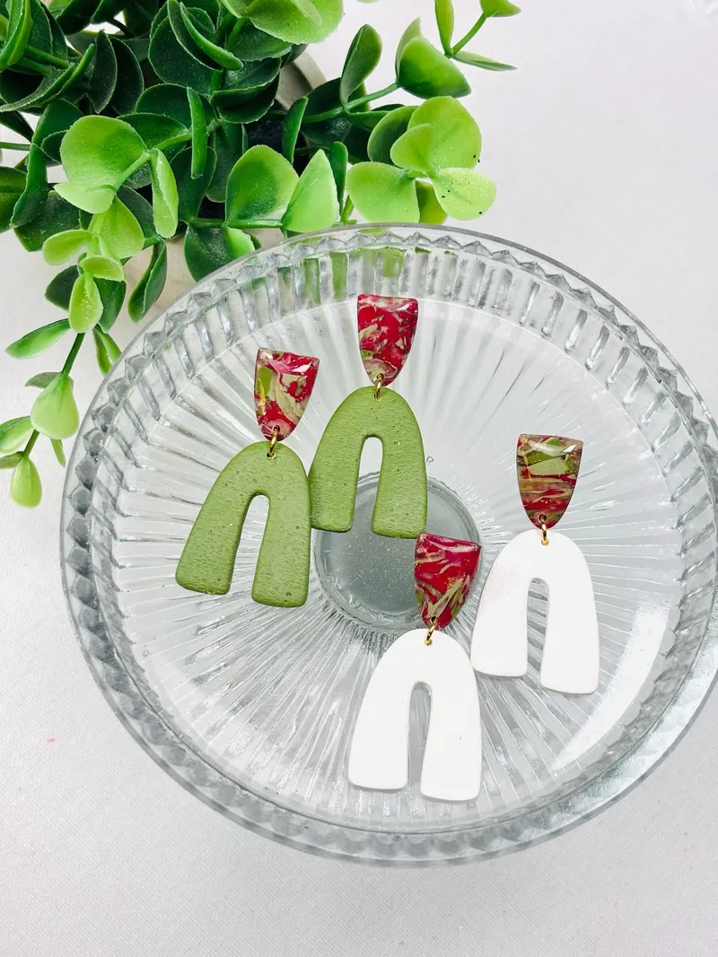 Holiday Marble Arches