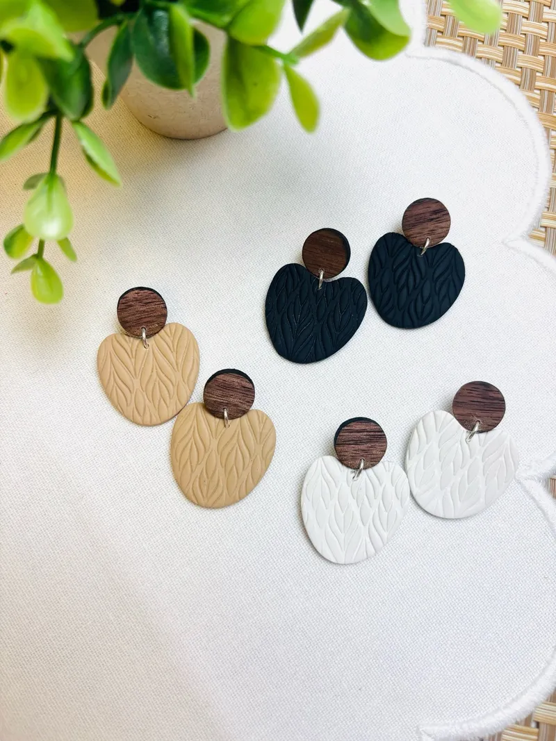 Pressed Ivy & Wood