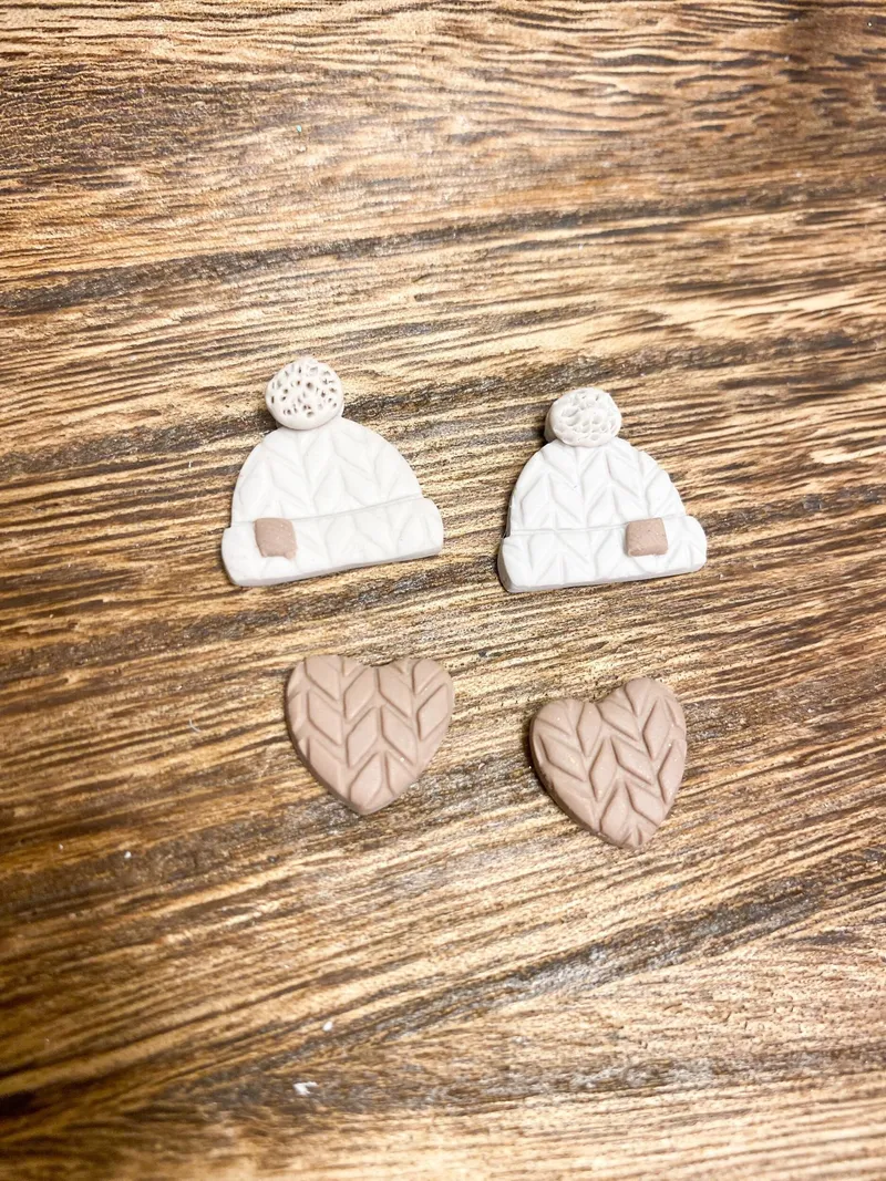 Beanie Studs