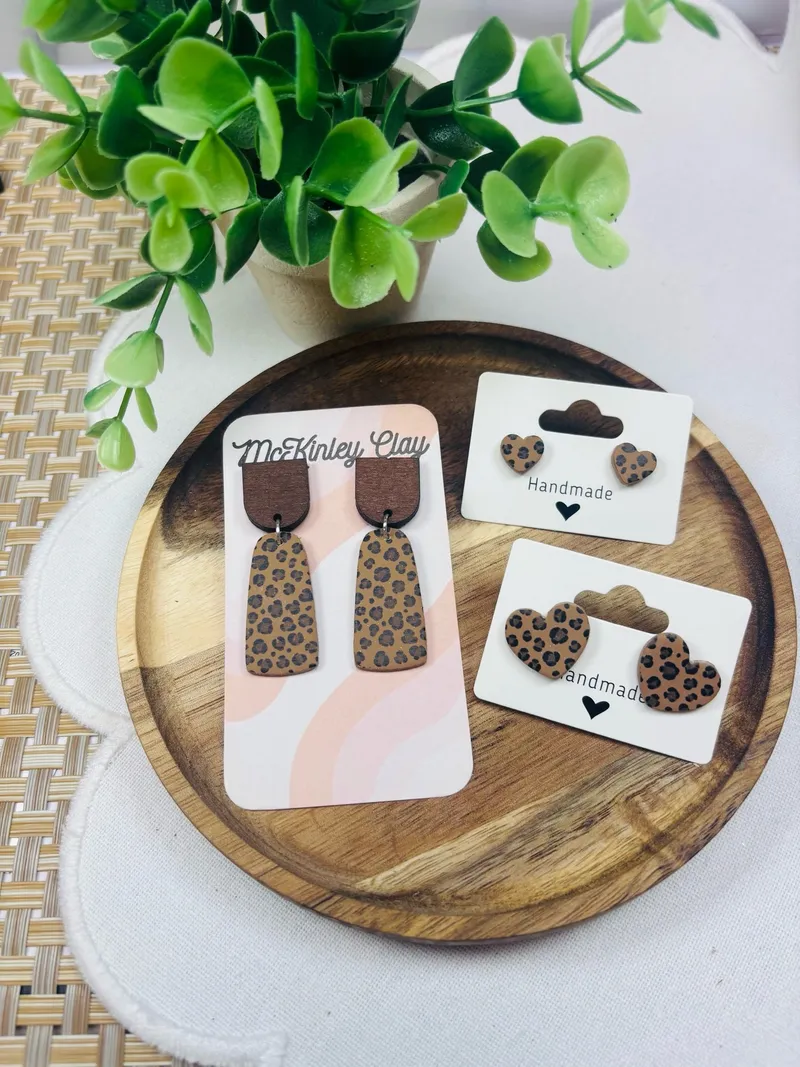 Brown Leopard