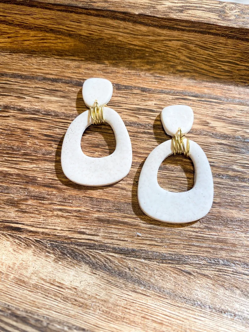 White Speckle & Wire