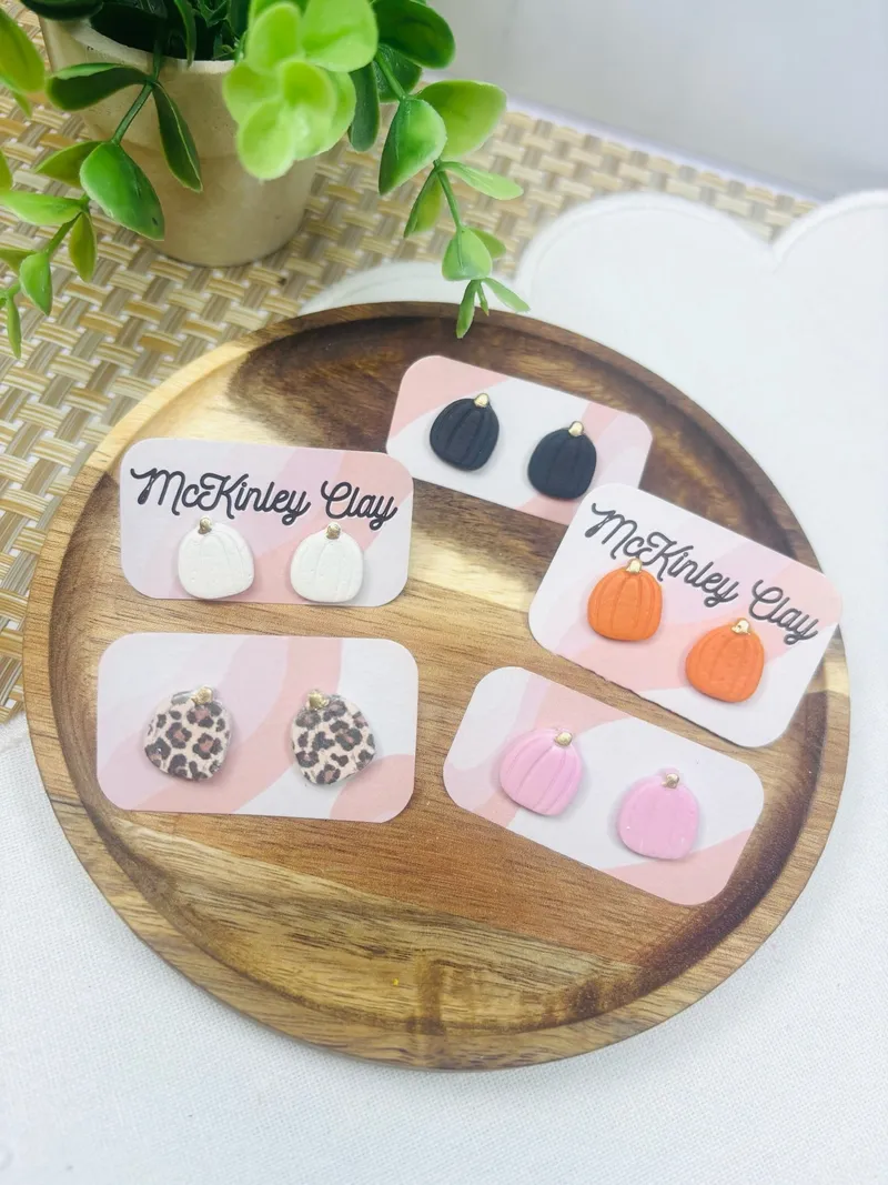 Pumpkin Studs